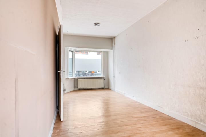 Photo 8 of Nicolaas Ruychaverstraat 46