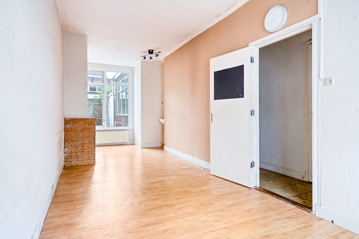 Photo 10 of Nicolaas Ruychaverstraat 46