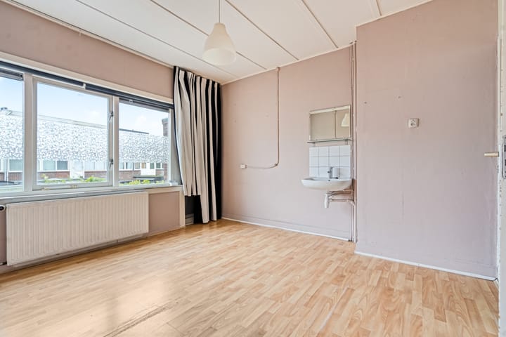 Photo 20 of Nicolaas Ruychaverstraat 46