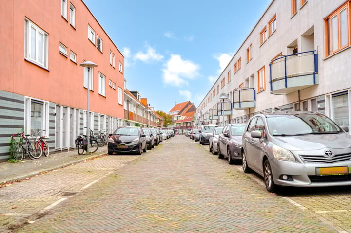 Photo 33 of Nicolaas Ruychaverstraat 46