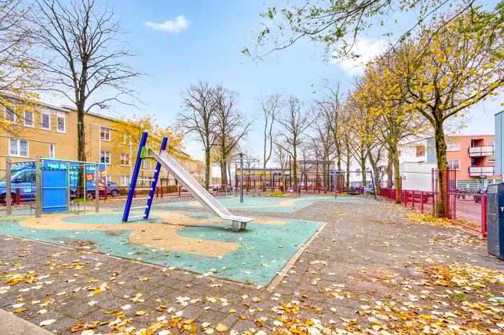 Photo 34 of Nicolaas Ruychaverstraat 46