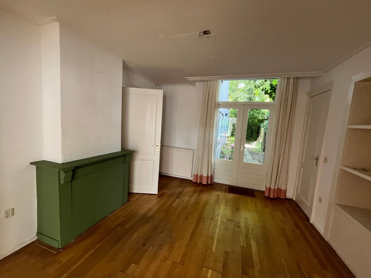 View photo 3 of Nassaustraat 43