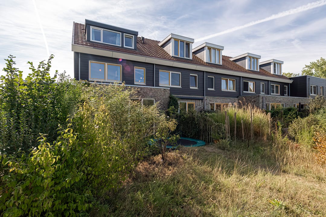 Photo 2 of Ed Hoornikhof 12