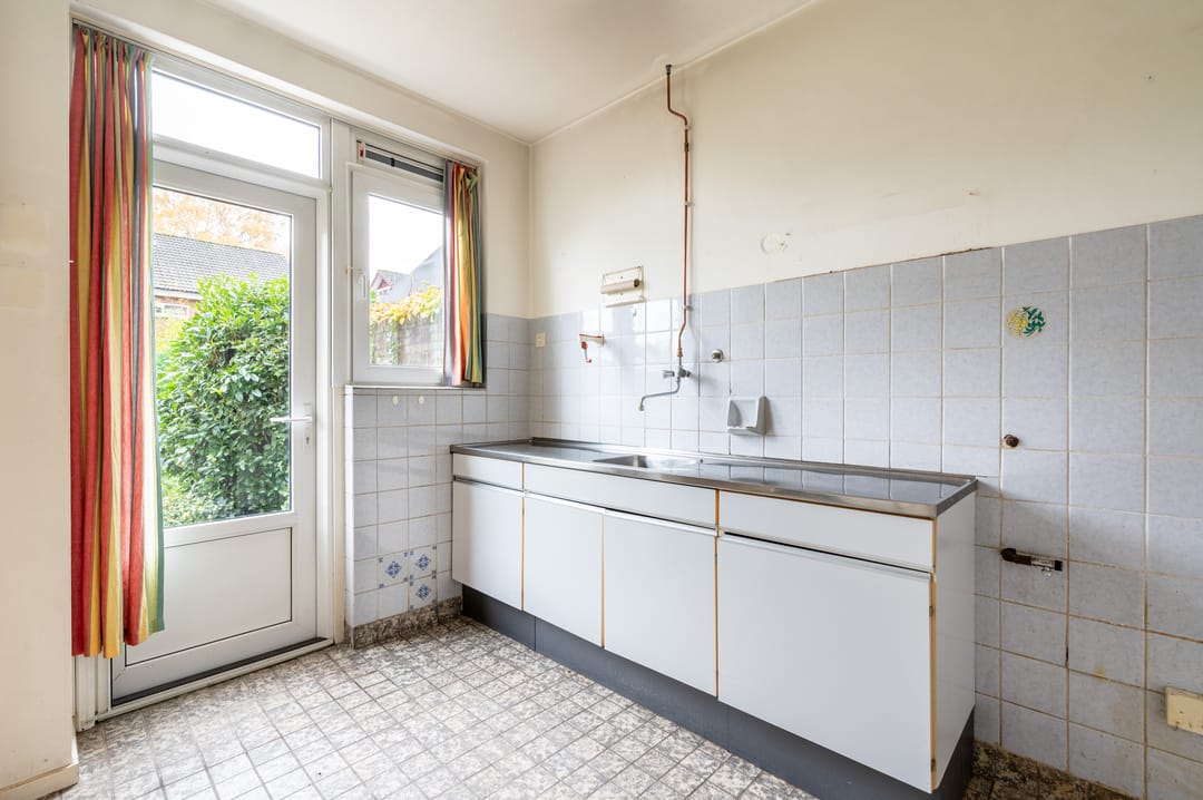 Photo 8 of Motetstraat 12