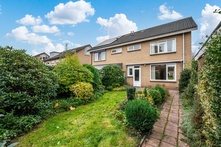 Photo 21 of Motetstraat 12