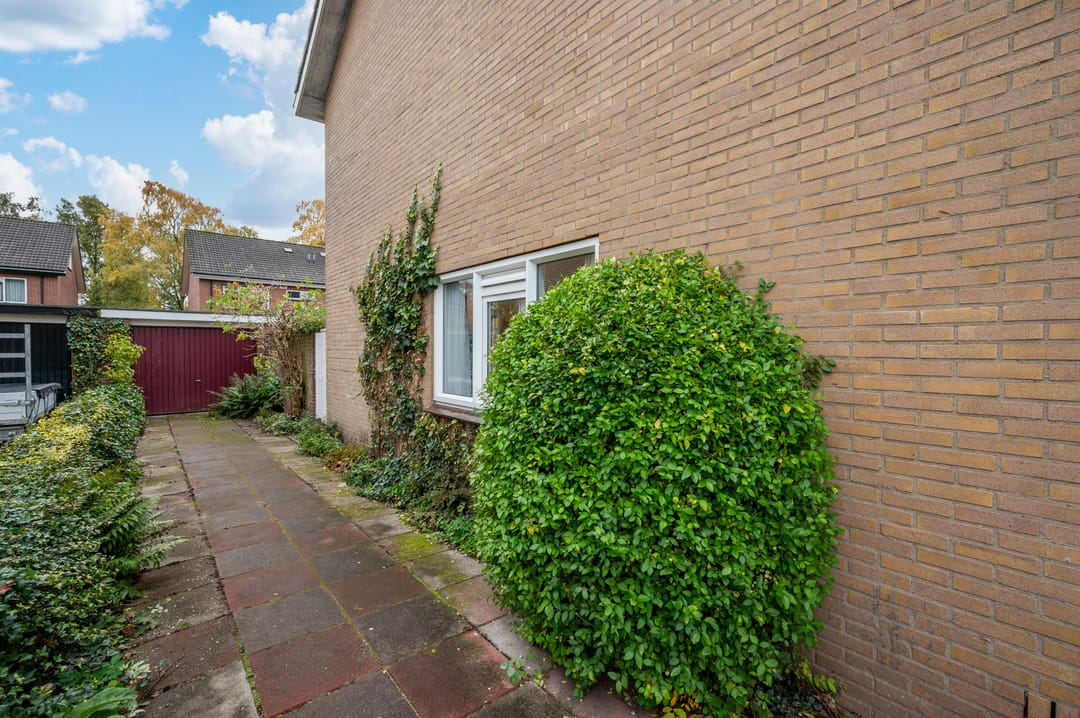 Photo 23 of Motetstraat 12