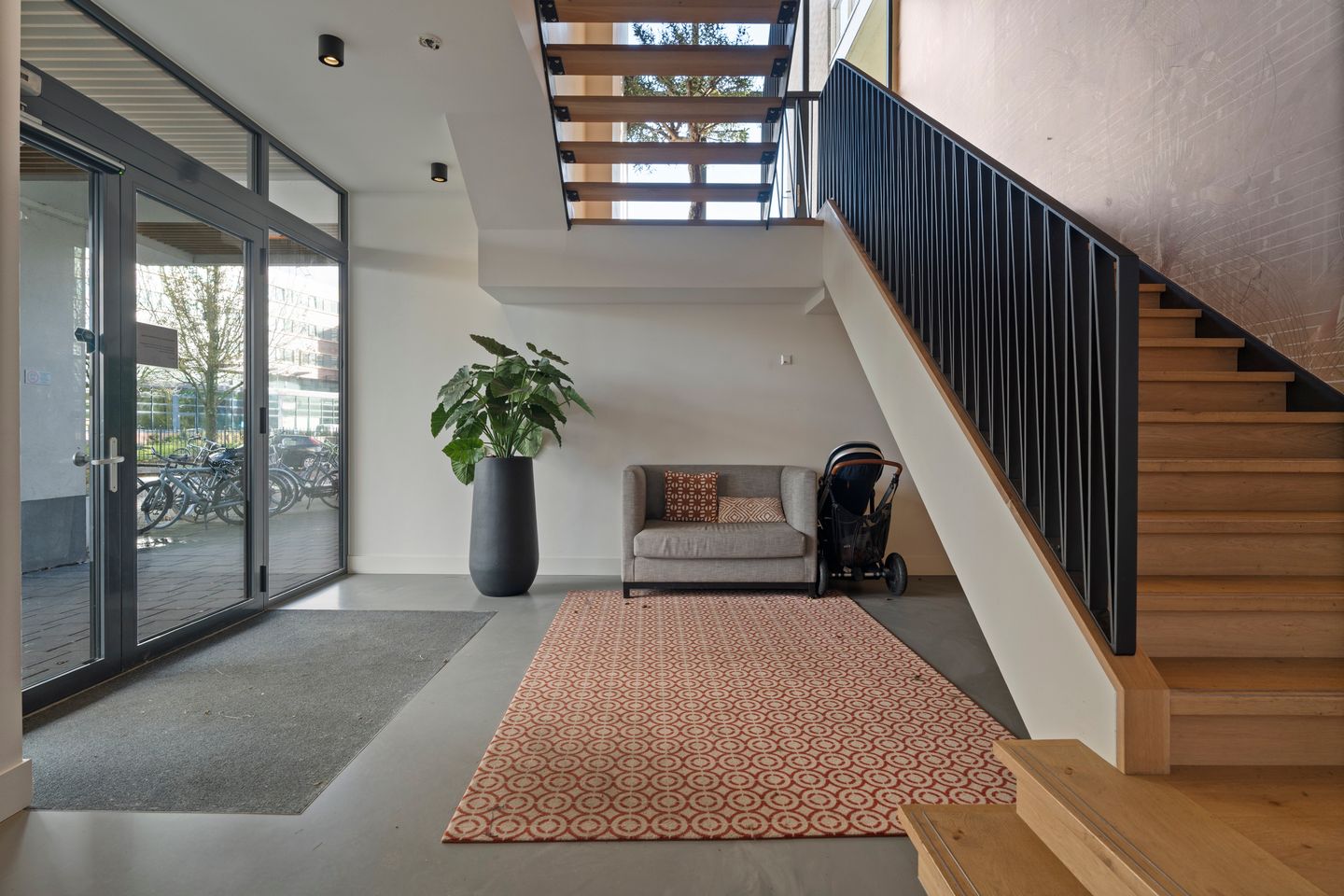 Foto 19 van Burgemeester Hogguerstraat 789-E