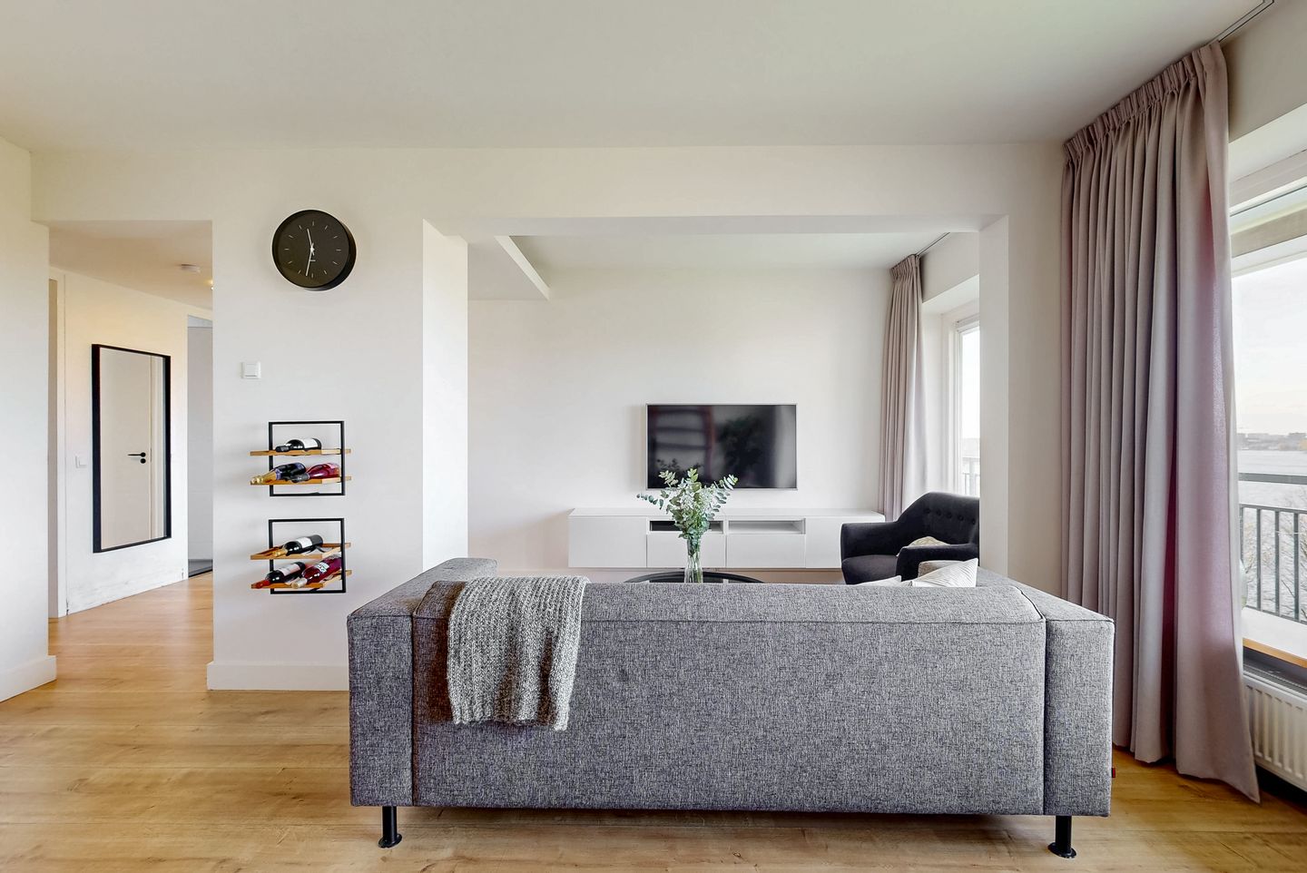 Foto 1 van Burgemeester Hogguerstraat 621