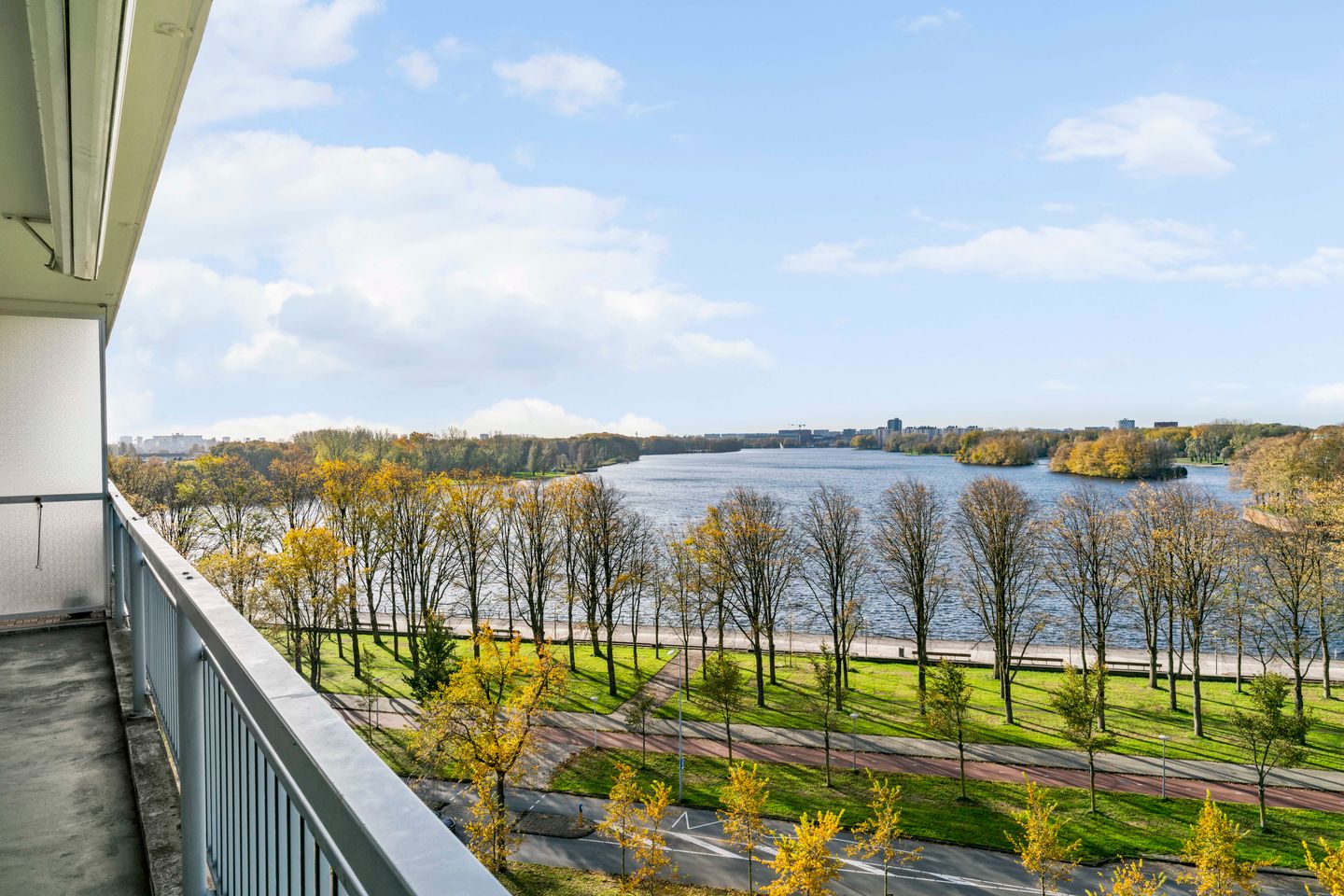 Photo 25 of Burgemeester Hogguerstraat 621