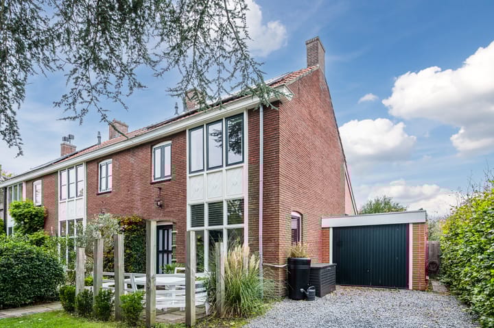 Rhijngeesterstraatweg 173