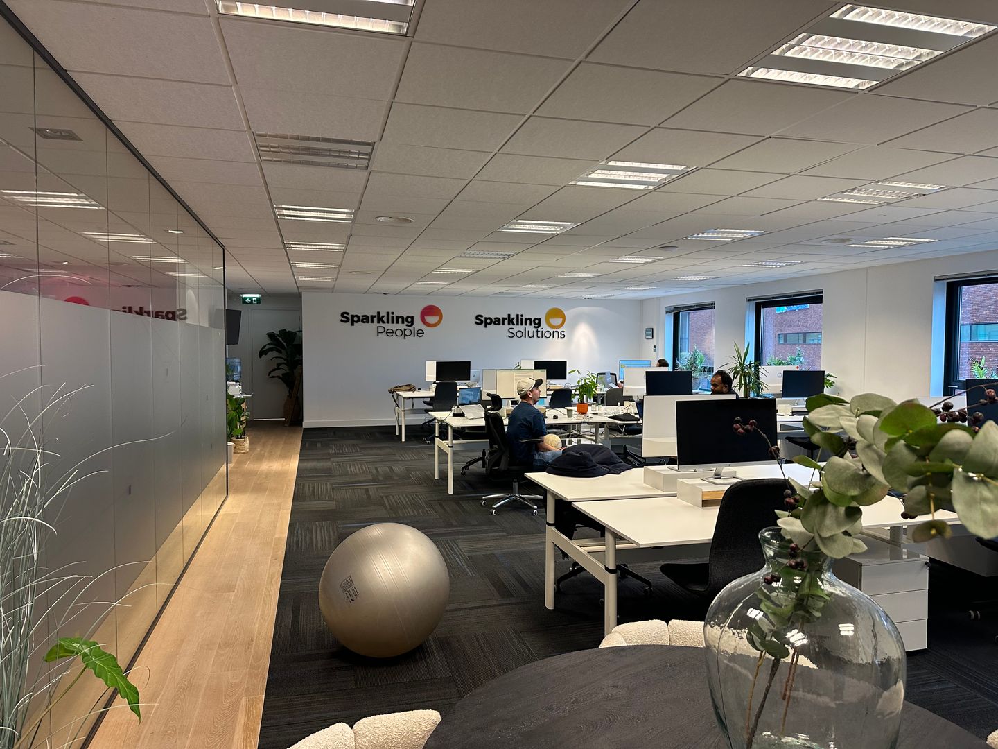 View photo 4 of Comeniusstraat 5