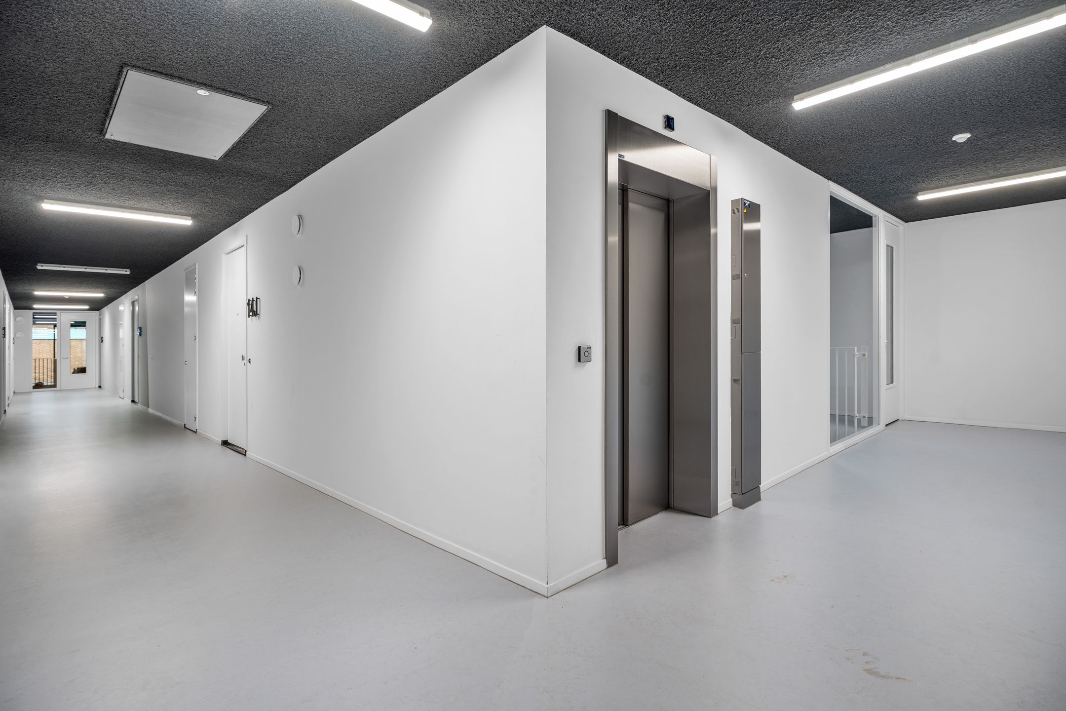 Photo 9 of Drentsestraat 14-G