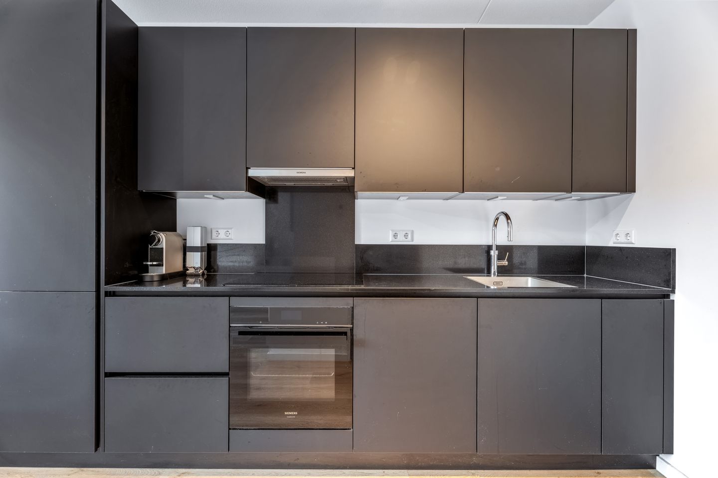 Photo 14 of Drentsestraat 14-G