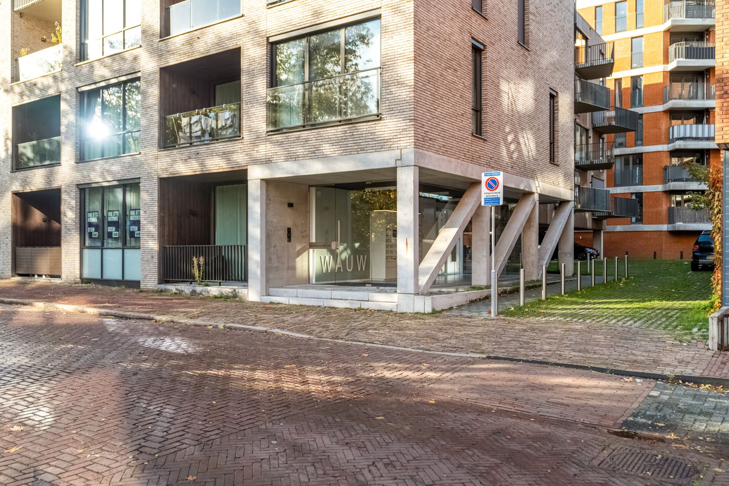 Photo 35 of Drentsestraat 14-G