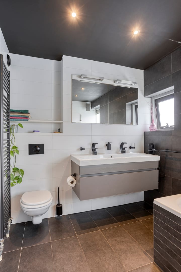 Foto 37 van Glenn Millerstraat 11