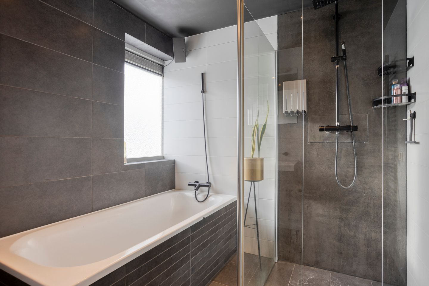 Foto 5 van Glenn Millerstraat 11