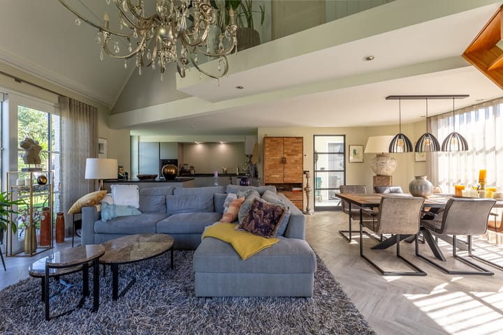 Photo 12 of Valkenisseweg 49-C