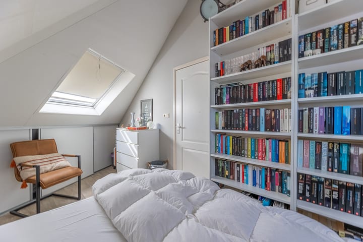 Photo 30 of Valkenisseweg 49-C