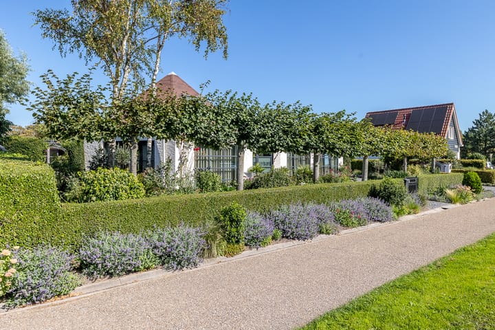 Photo 42 of Valkenisseweg 49-C