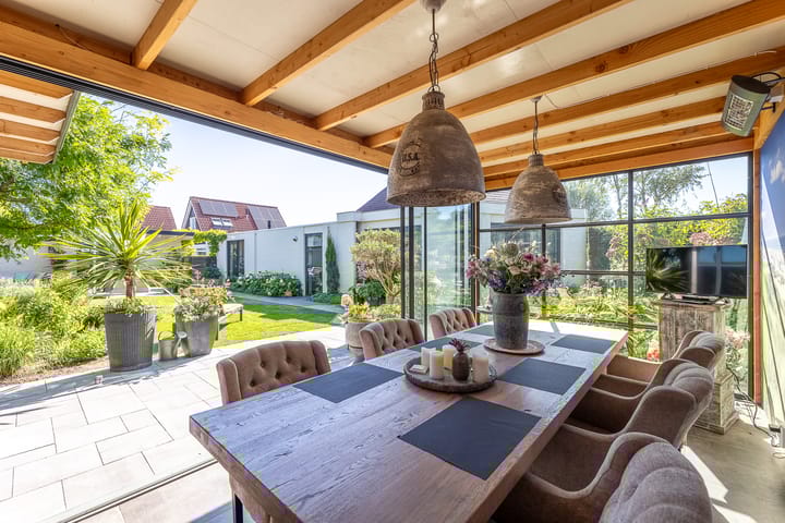 Photo 33 of Valkenisseweg 49-C