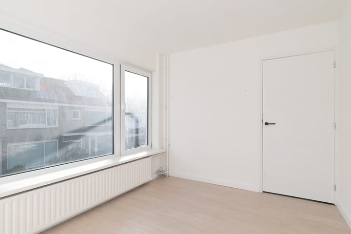 Photo 26 of Bloemfonteinstraat 35