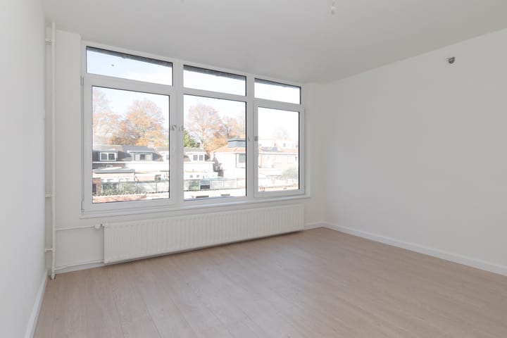 Photo 28 of Bloemfonteinstraat 35