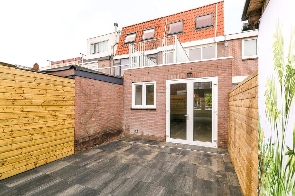 Foto 24 van Waldeck Pyrmontstraat 53