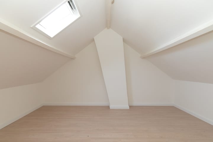 Photo 37 of Bloemfonteinstraat 35