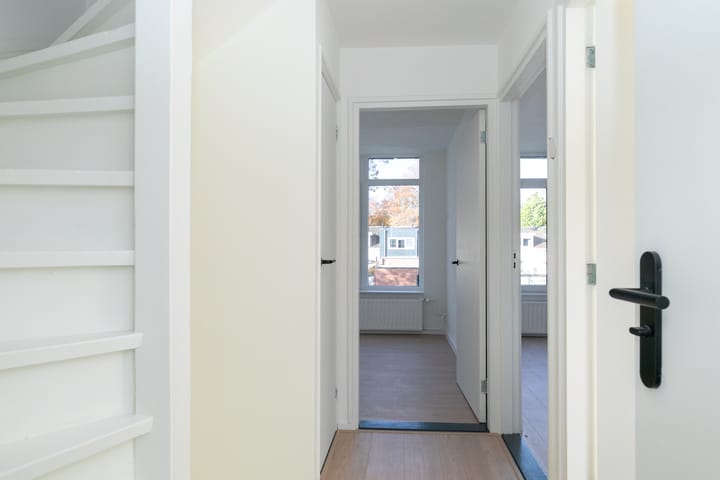 Photo 35 of Bloemfonteinstraat 35