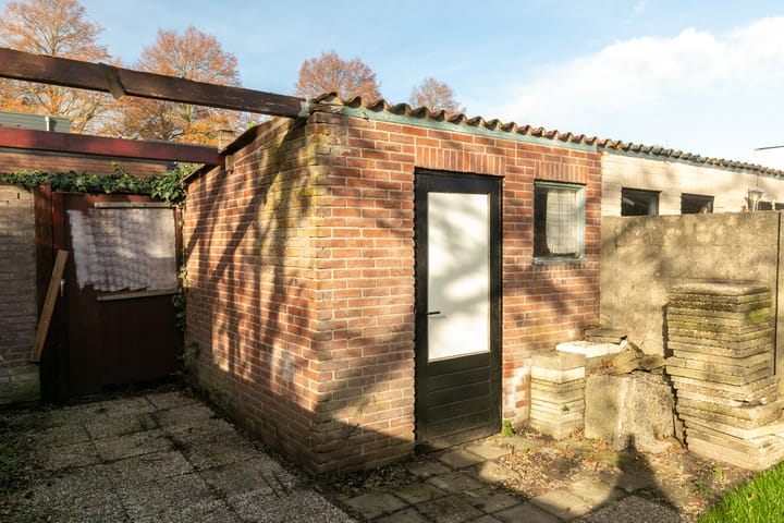 Photo 47 of Bloemfonteinstraat 35