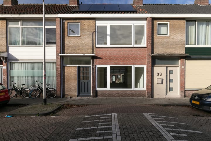 Photo 51 of Bloemfonteinstraat 35