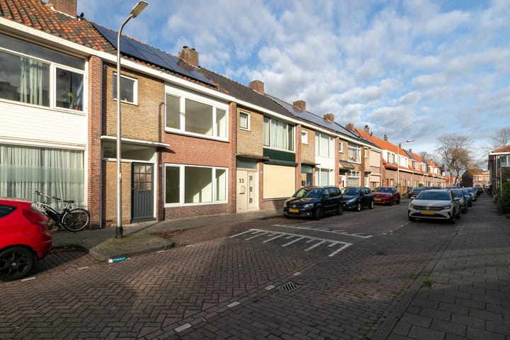Photo 52 of Bloemfonteinstraat 35