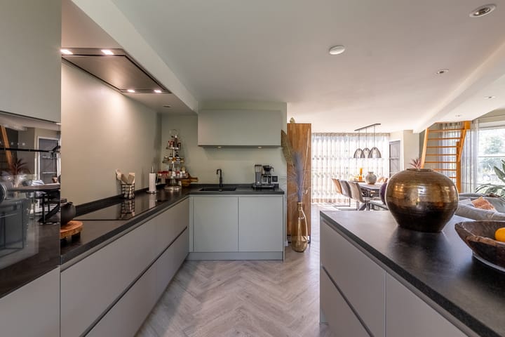 Foto 15 van Valkenisseweg 49-CR