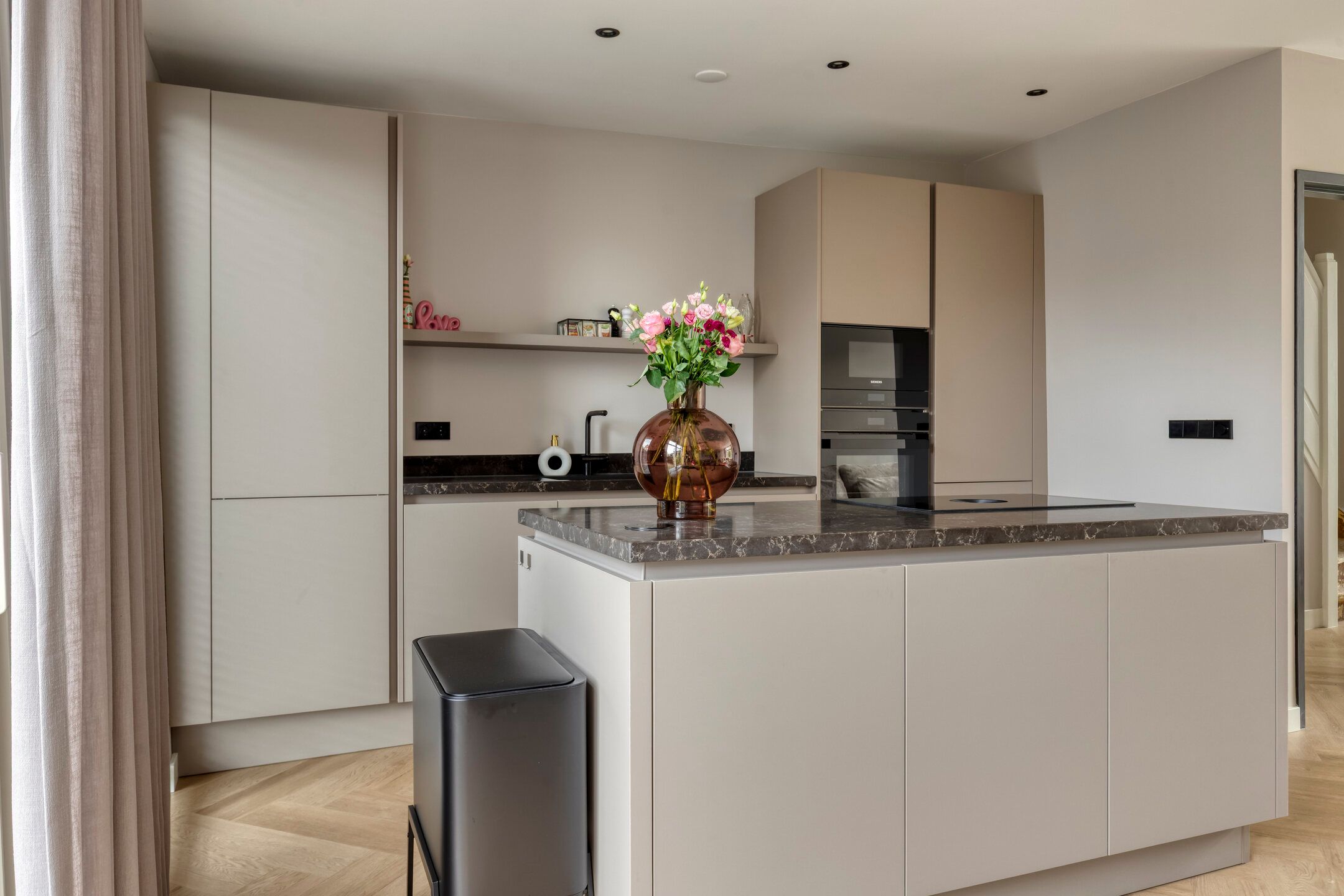 Foto 12 van Zalmstraat 4