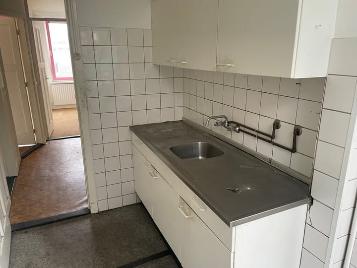 Photo 13 of Colensostraat 15