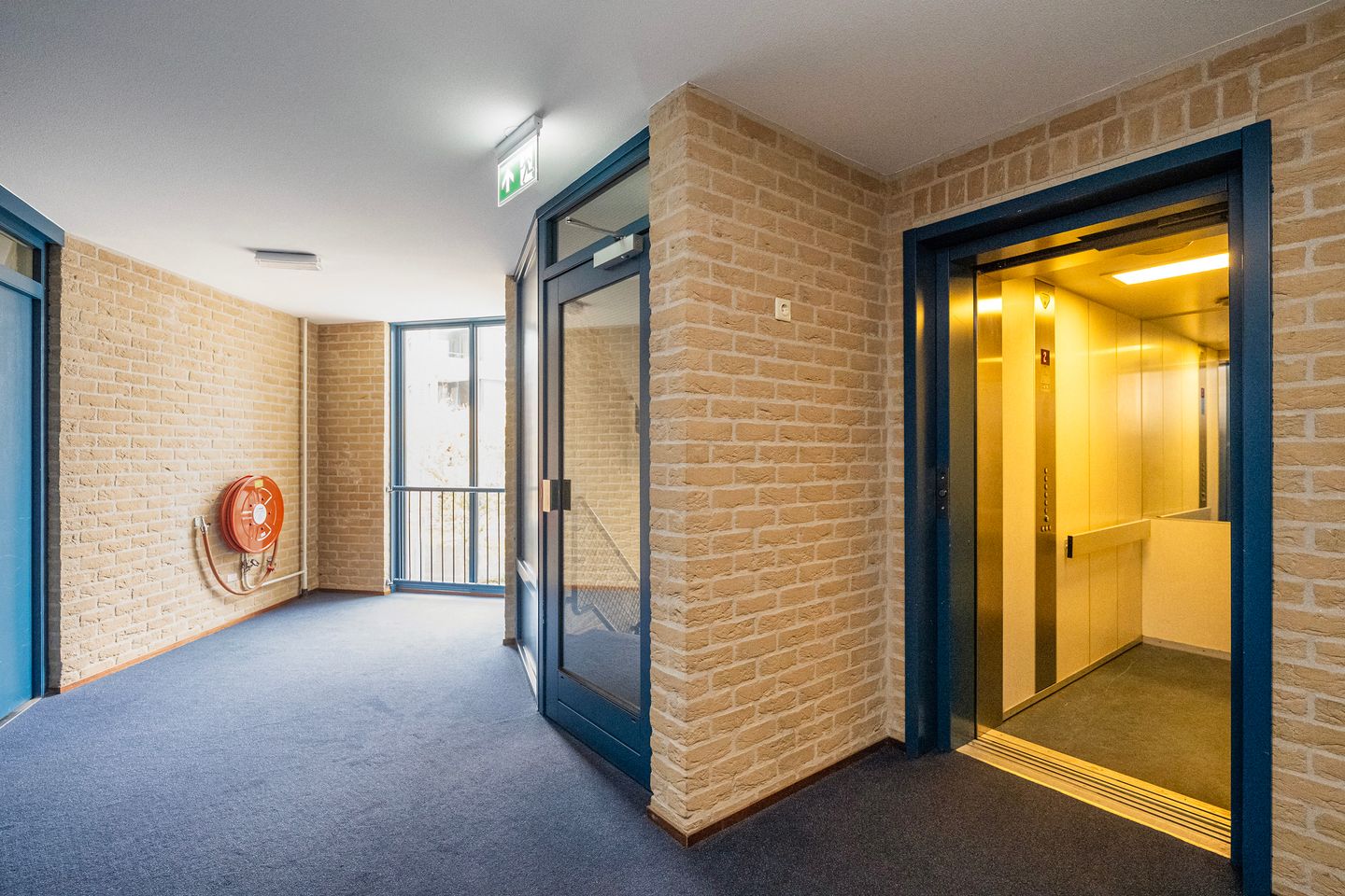 Photo 4 of Rommestraat 19