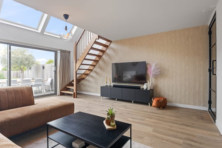 Photo 4 of Andromeda 4