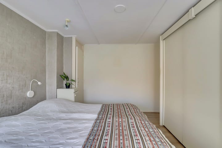 Photo 22 of Vliegenstraat 35