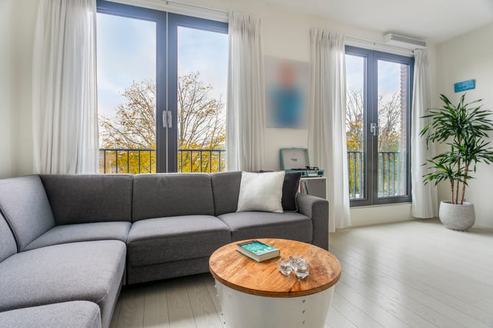 Photo 2 of Dijkmanshuizenstraat 34