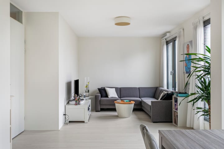 Photo 6 of Dijkmanshuizenstraat 34