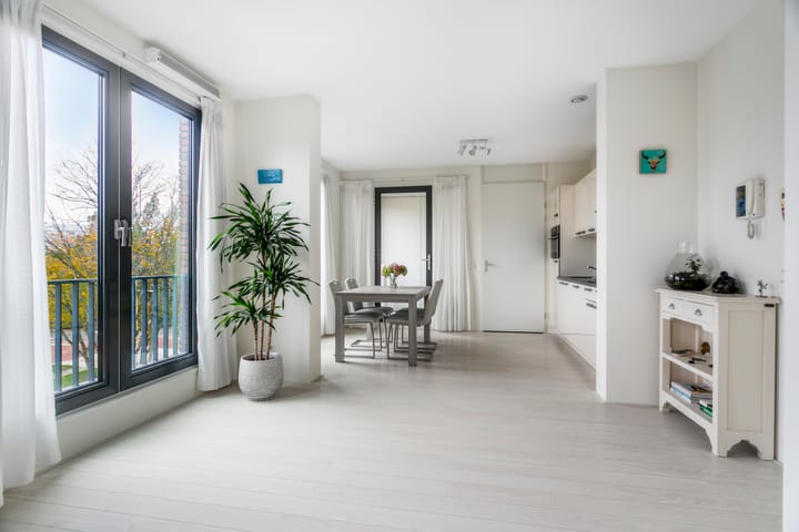 Photo 10 of Dijkmanshuizenstraat 34