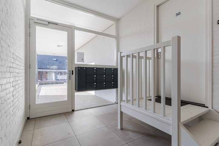 Foto 8 van Mendelssohnlaan 3-M