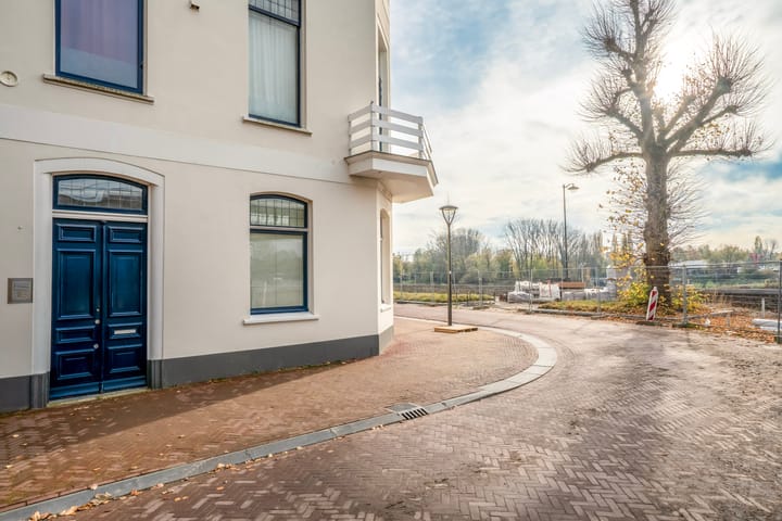 Photo 6 of Roermondsplein 38-1