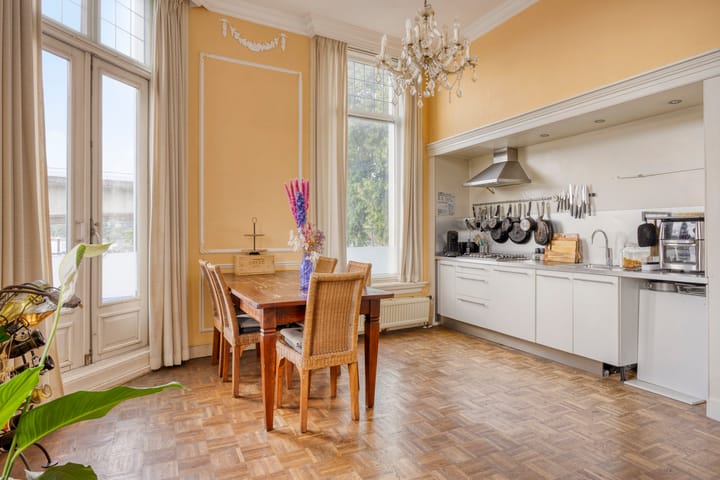 Photo 16 of Roermondsplein 38-1