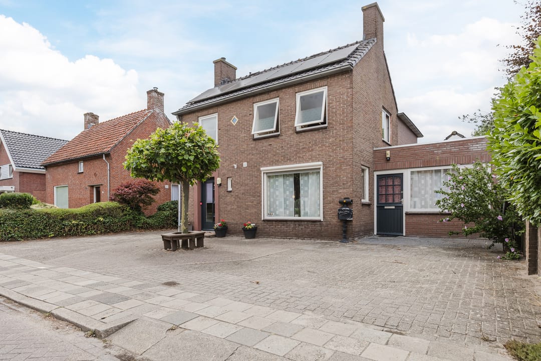 Photo 7 of Bergstraat 15