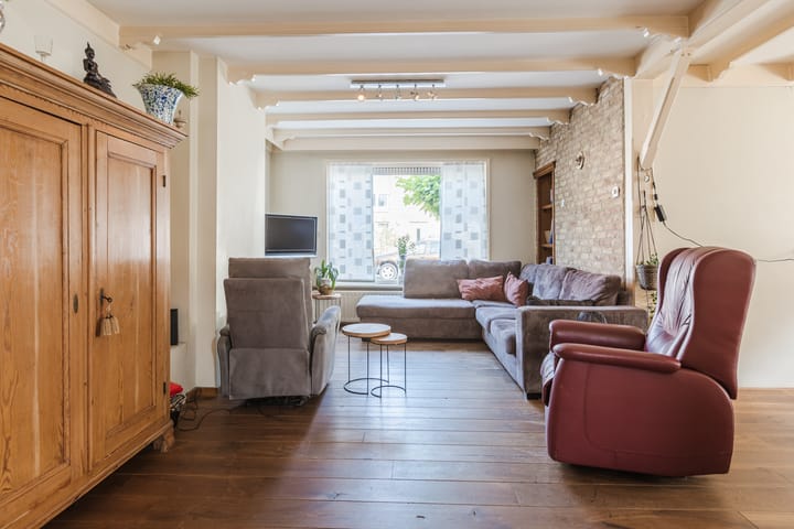 Photo 17 of Bergstraat 15