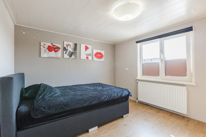 Photo 32 of Bergstraat 15