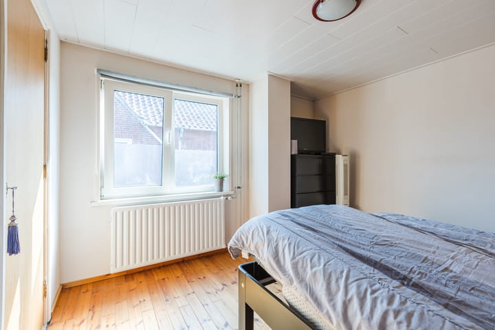 Photo 37 of Bergstraat 15