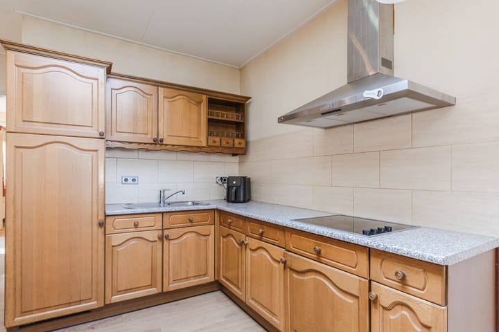 Photo 52 of Bergstraat 15