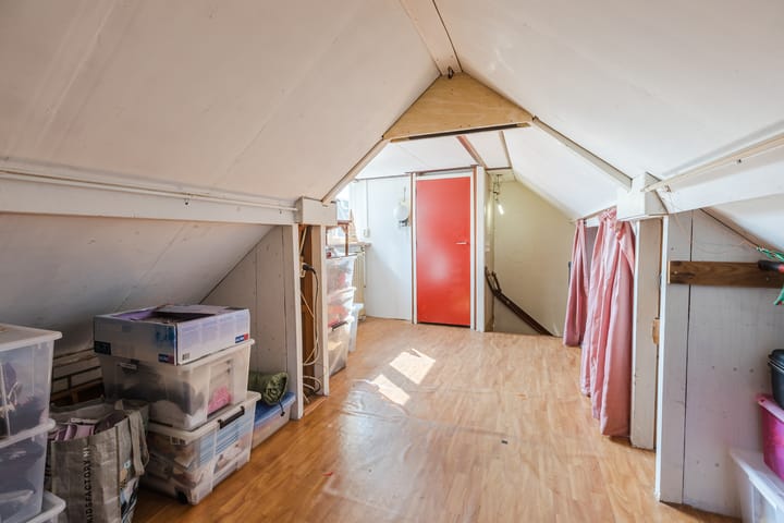 Photo 60 of Bergstraat 15